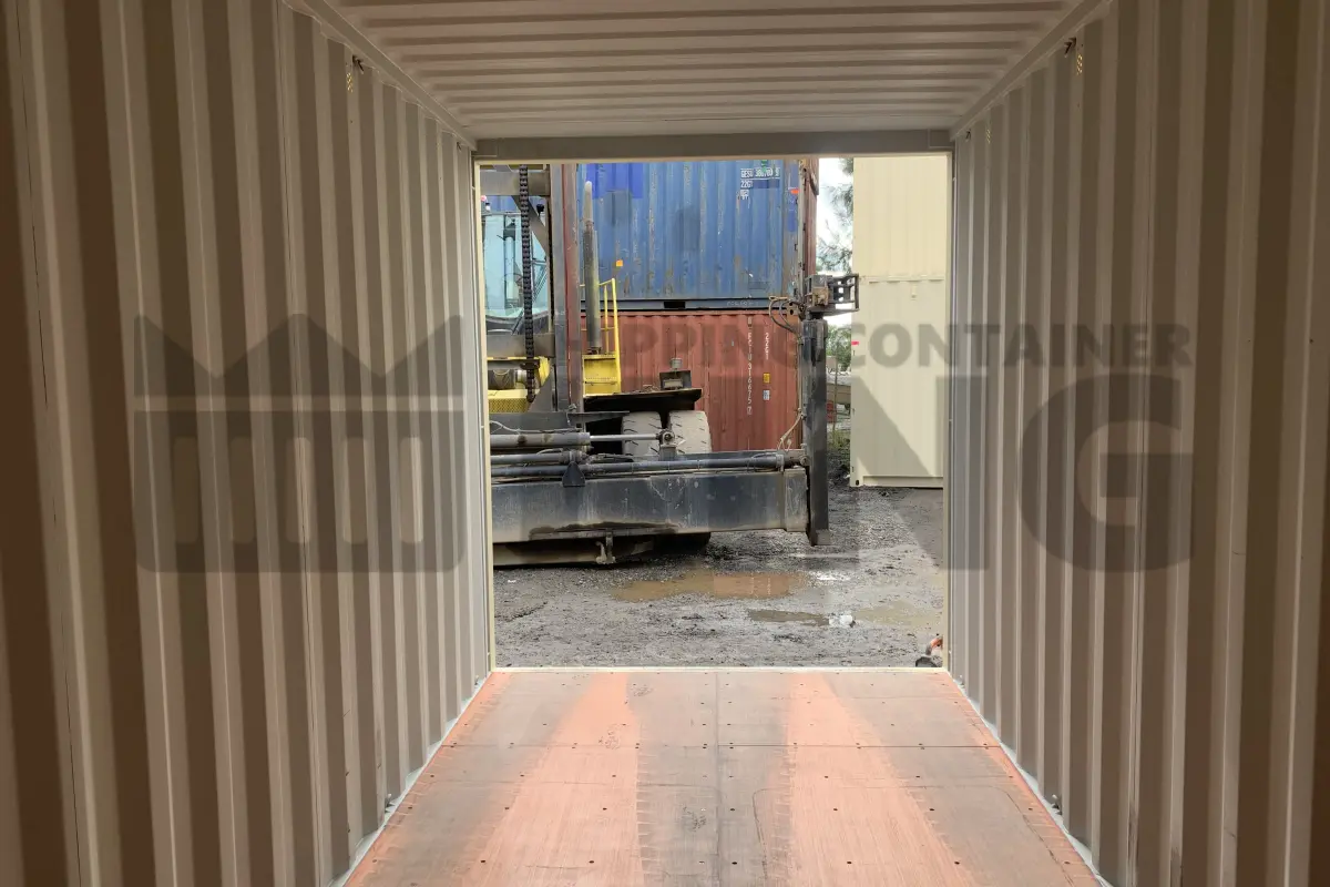 Container product image.